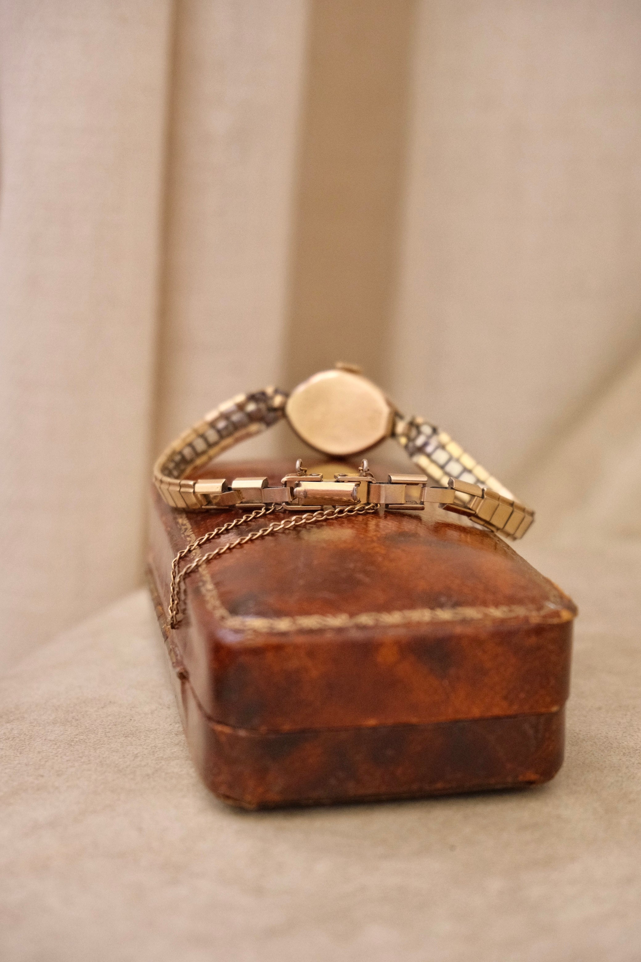 Rare 1954 Bulova Vintage Ladies Cocktail Watch Gold Filled Teardrop Wristwatch Working in Vintage Box