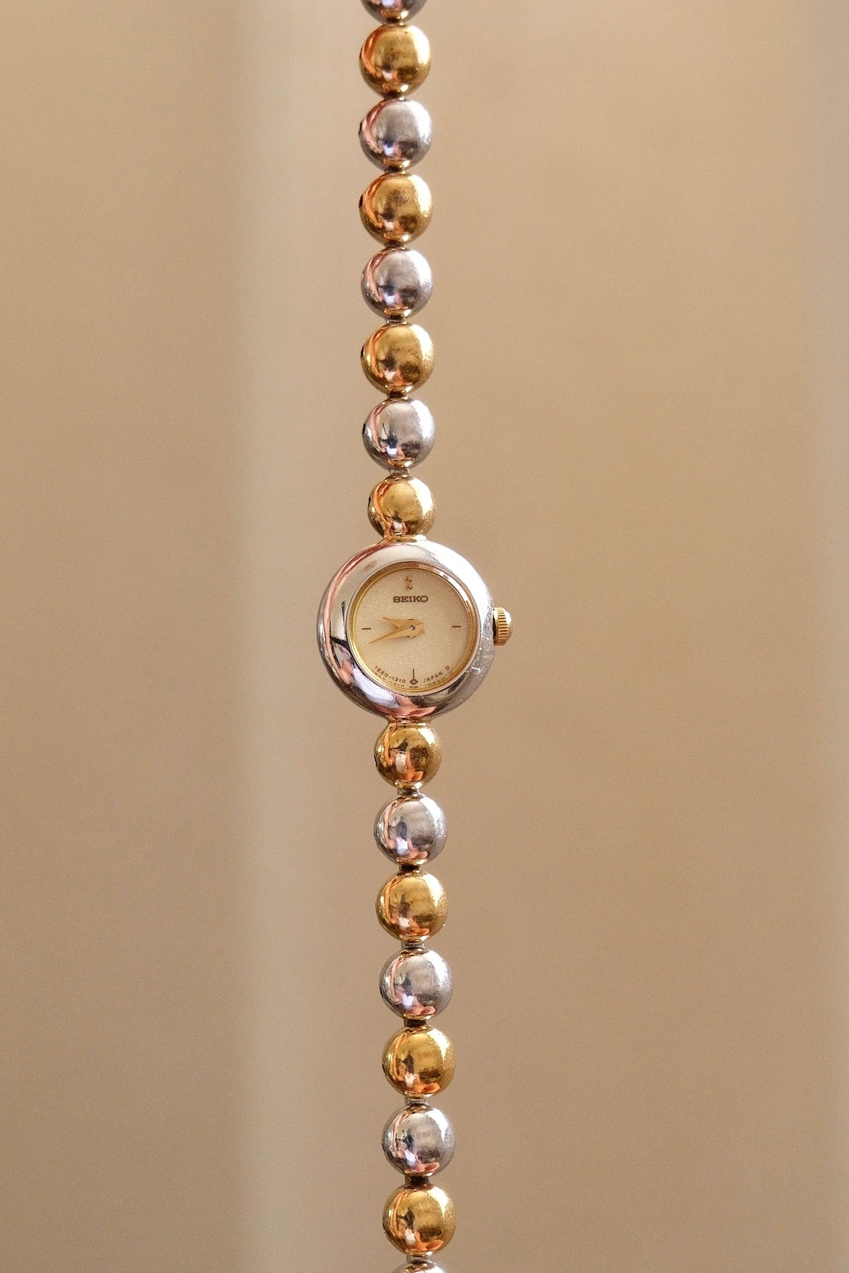Rare Dainty Petite 90s Seiko Vintage Two Tone Watch Working with Safety Chain