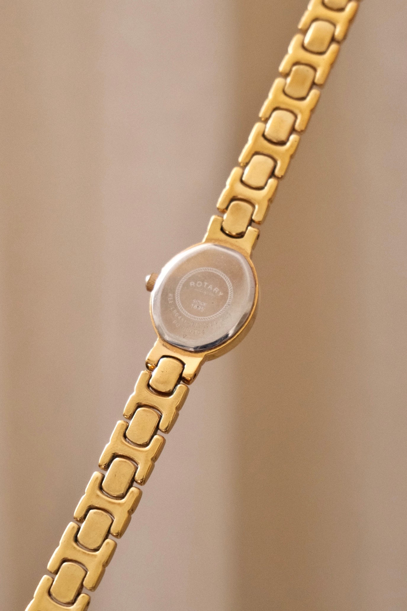 Vintage Ladies 1990s Gold Rotary Watch – Quartz Movement – Working & Keeping Time