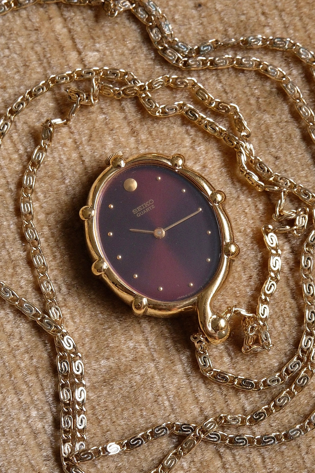 Rare 1980s Seiko Gold Plated Pendant Watch Necklace, Burgundy Maroon Dial Quartz Watch with Chain