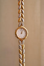 Near Mint Vintage Ladies Two Tone Diamont Accent Seiko Nina Ricci Watch