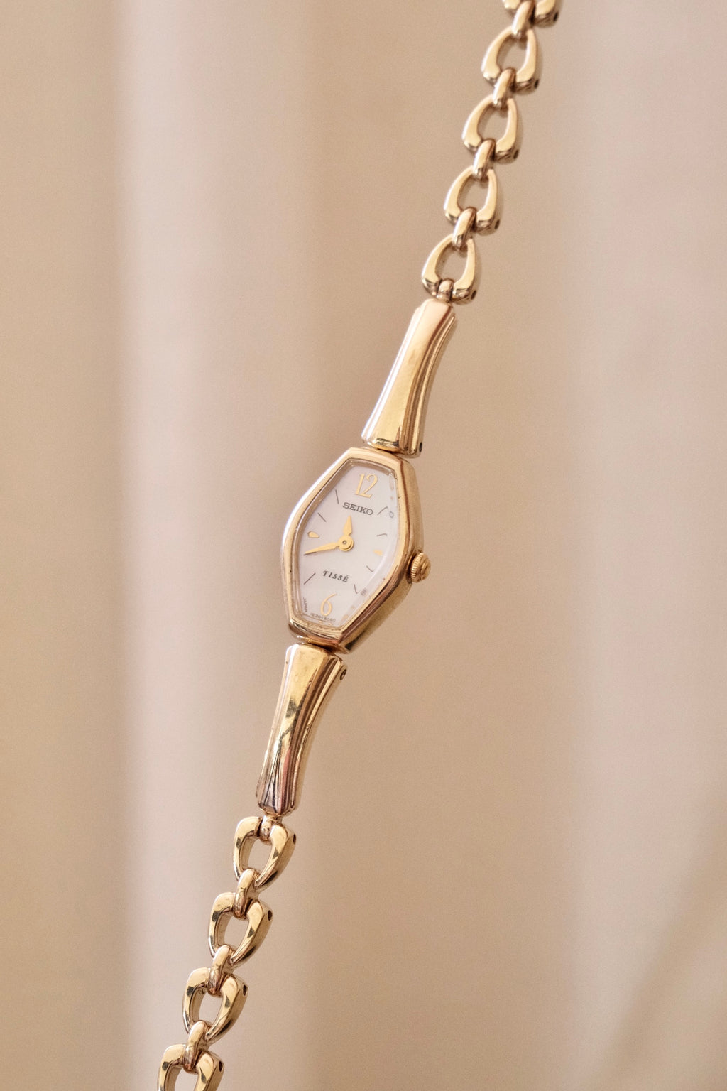 Rare Vintage 1990s Seiko Tisse Petite Gold Ladies Watch Working