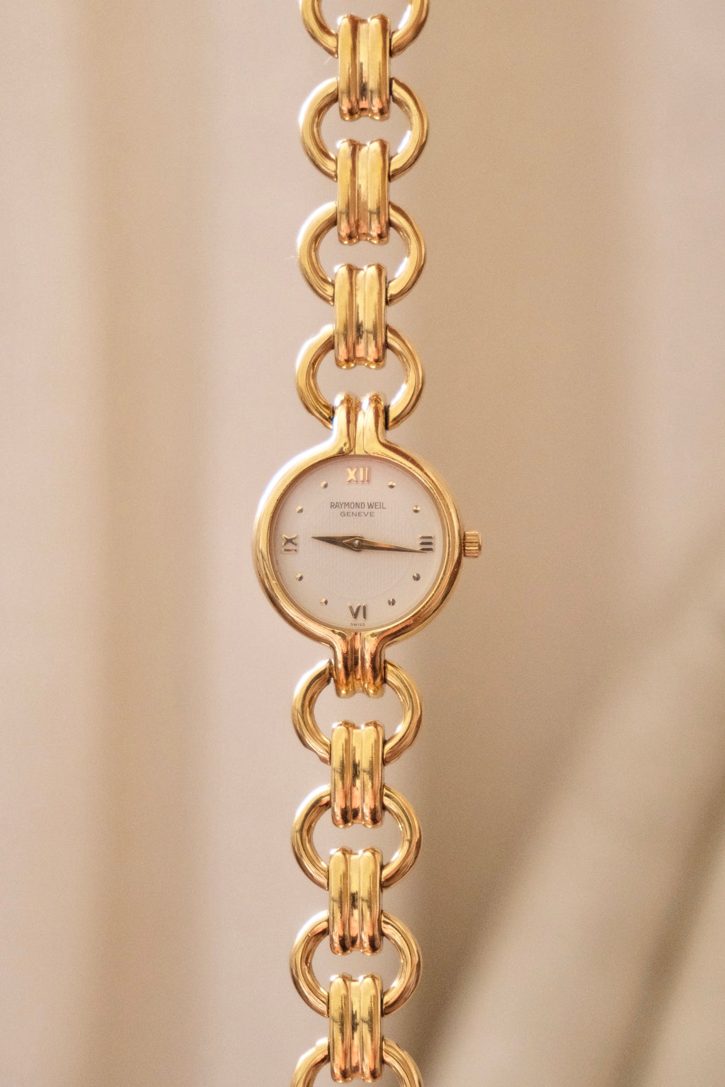 Vintage Ladies' Gold-Plated Raymond Weil Quartz Watch - Round Dial