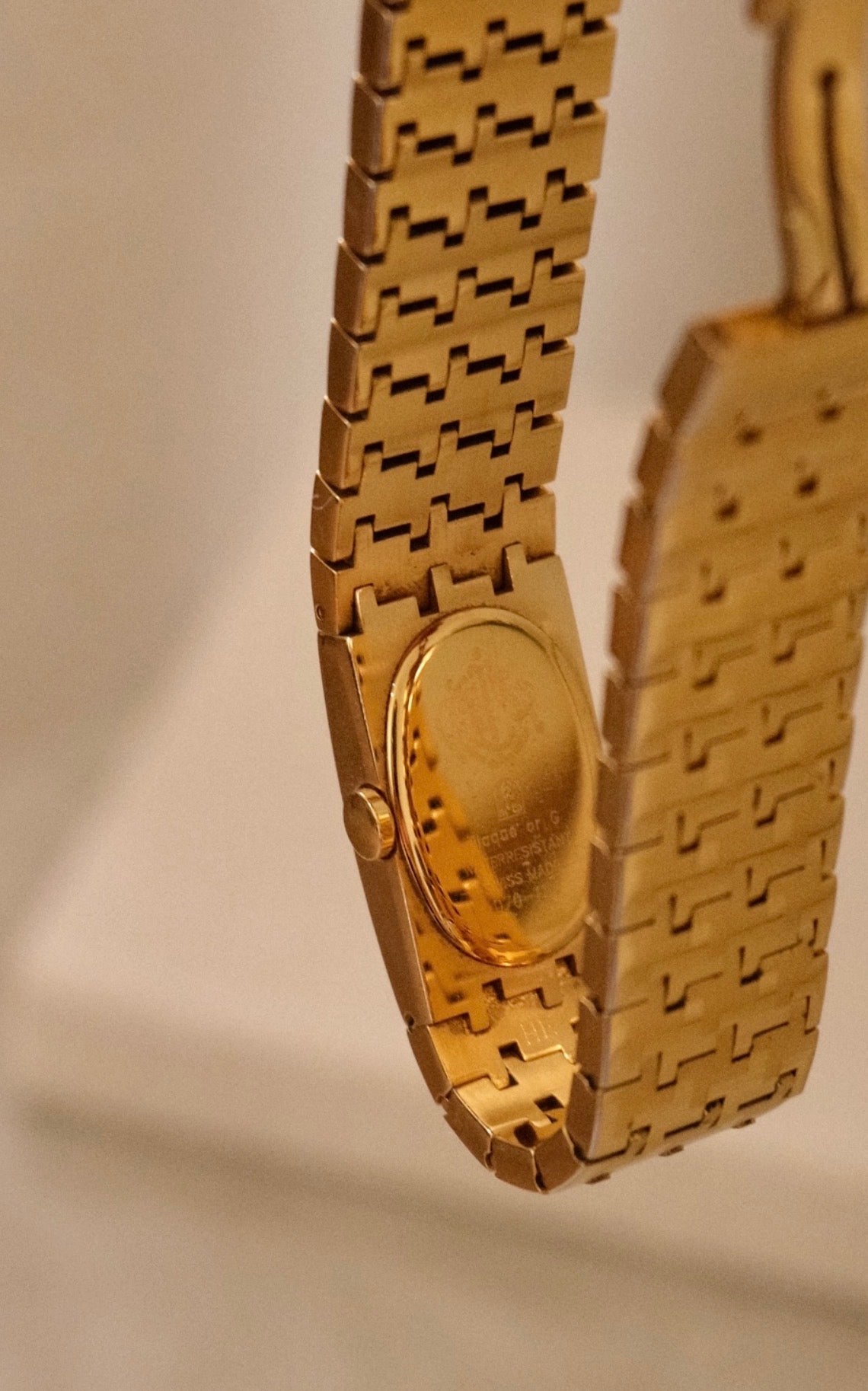 Vintage 1990s Christian Dior Paris Gold Tone Bracelet Watch Swiss Made Quartz Minimal Oval Dial Working
