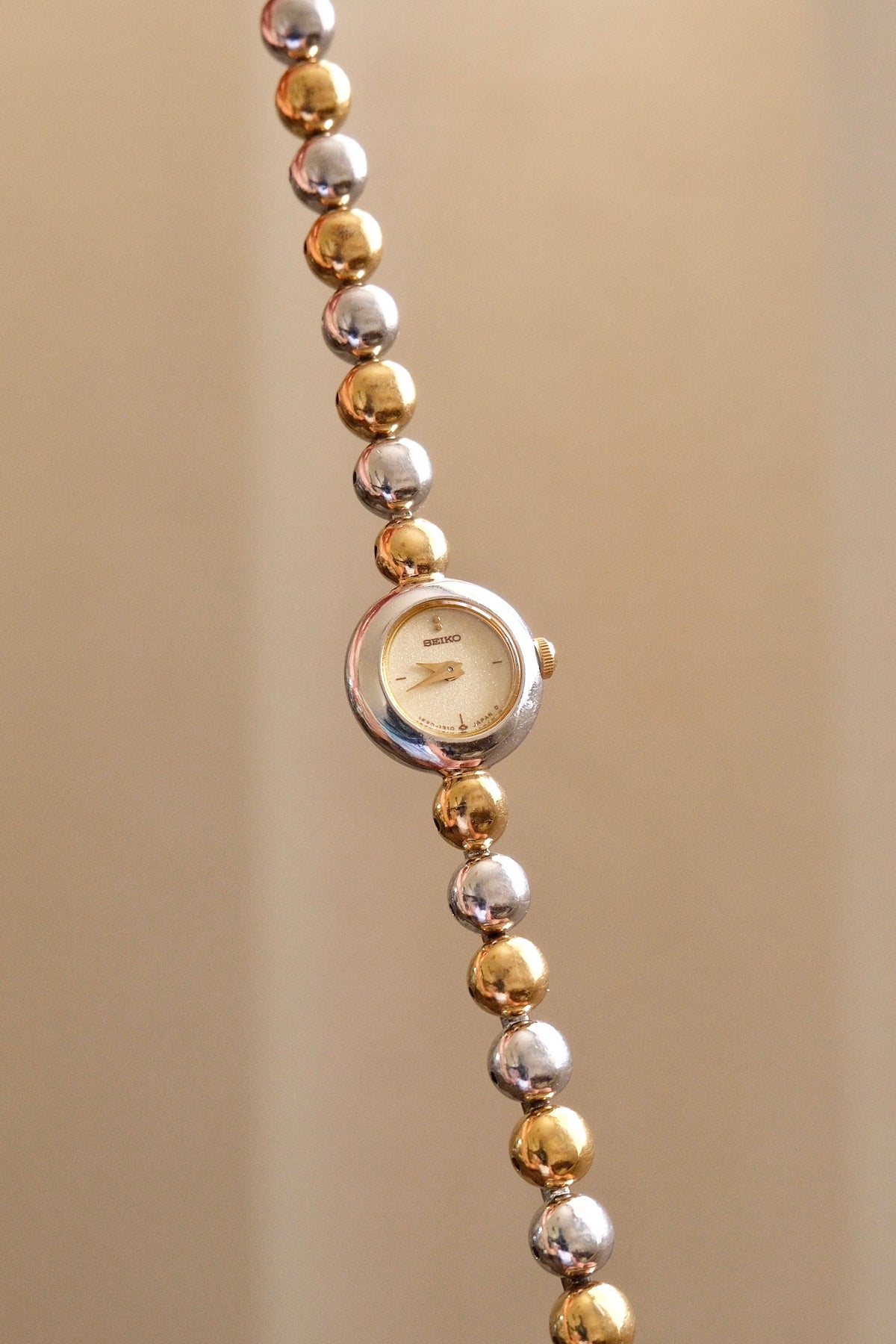 Rare Dainty Petite 90s Seiko Vintage Two Tone Watch Working with Safety Chain
