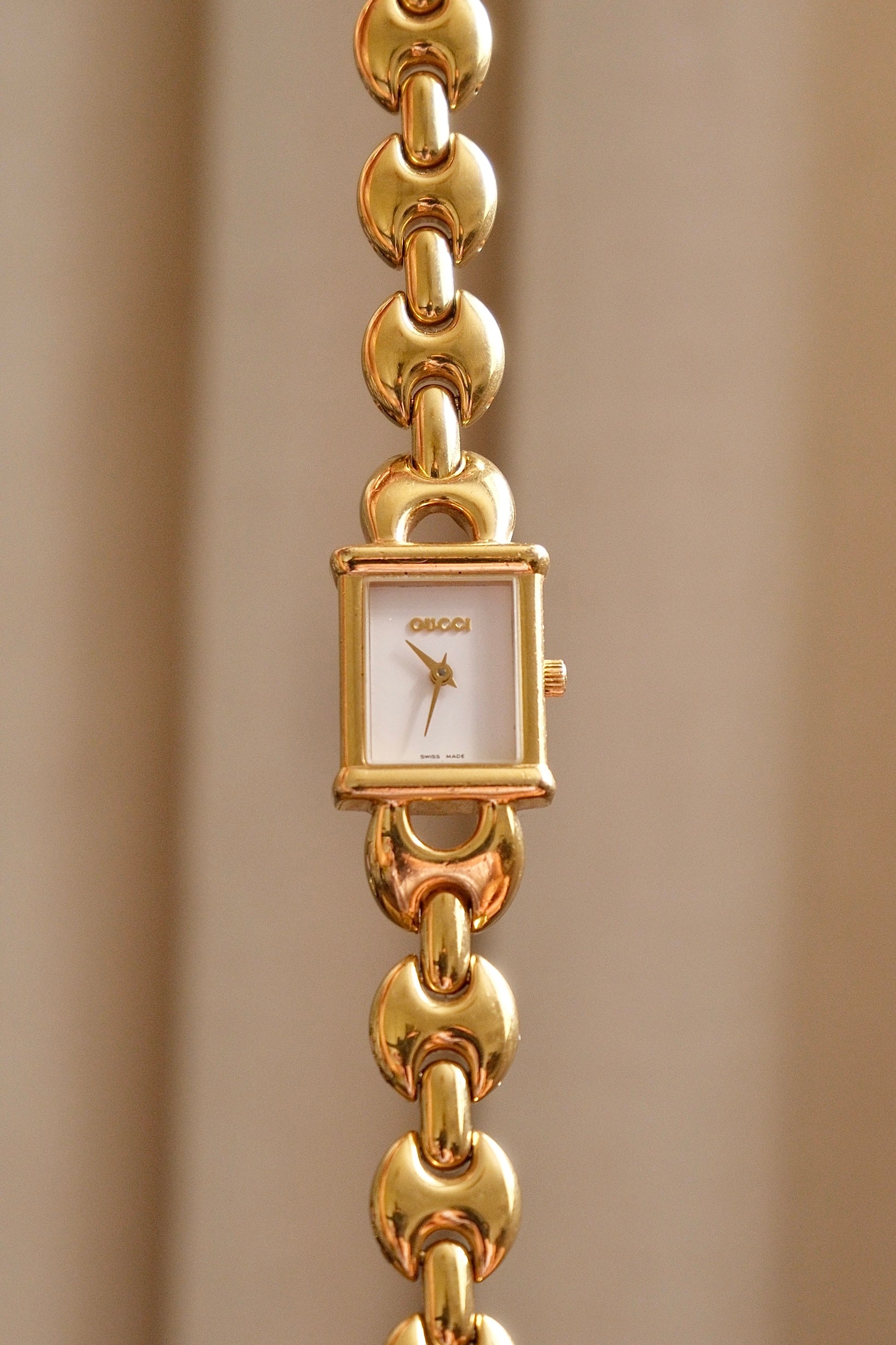 Vintage Gucci 1800L Watch Gold Plated Marina Link Bracelet Working