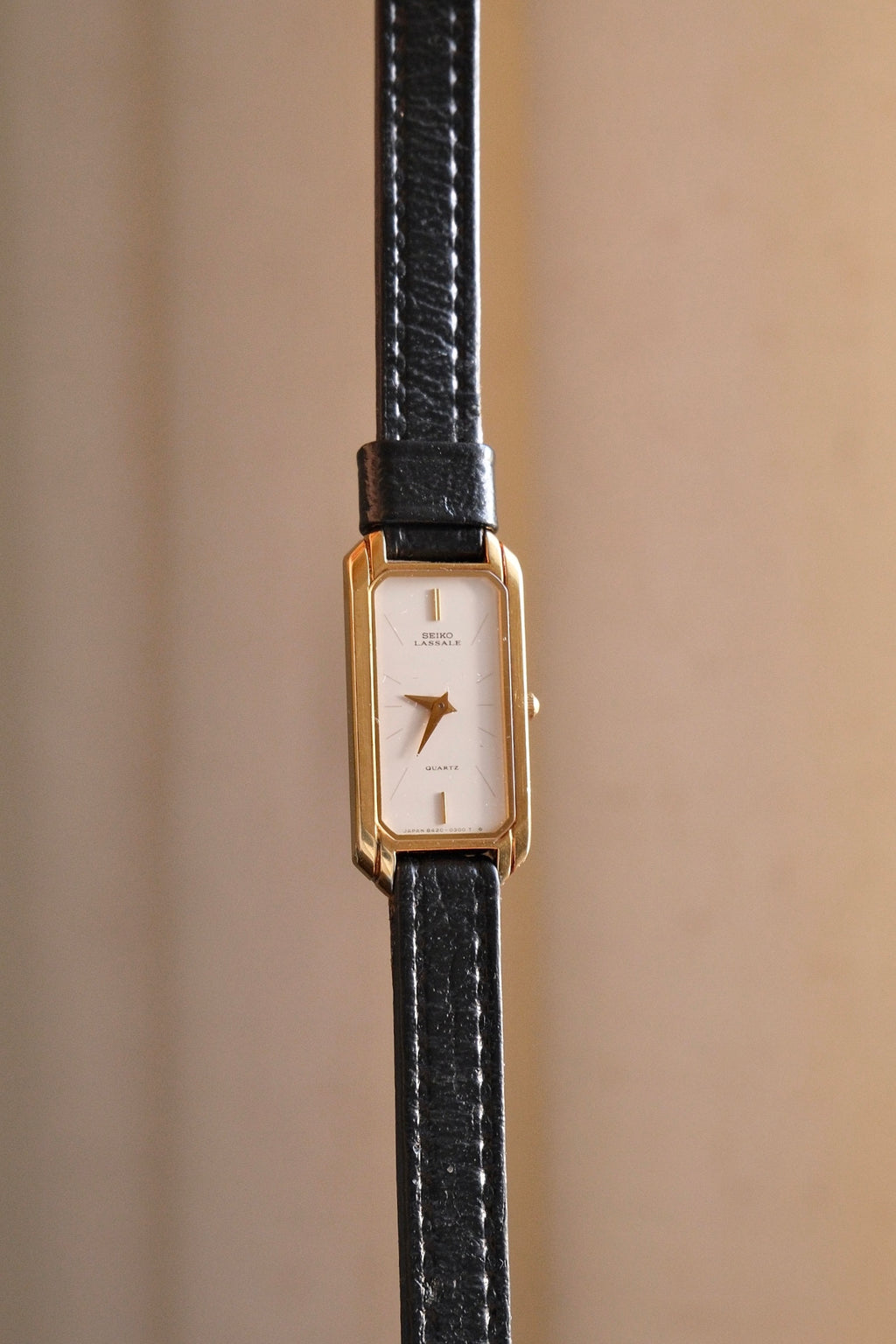 Rare Petite 90s Ladies Gold Silm Seiko Lassale Leather Watch