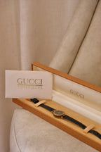 1990s Women’s Vintage 2000L Gucci Gold Leather Wristwatch with Box & Papers Working