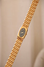 Vintage 90s Ladies Seiko Black Dial Gold Tank Watch Working