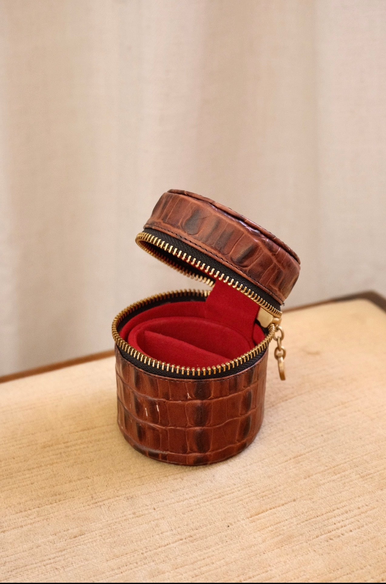 Brahmin Genuine Leather Travel Jewellery Case – Brown Croc Embossed