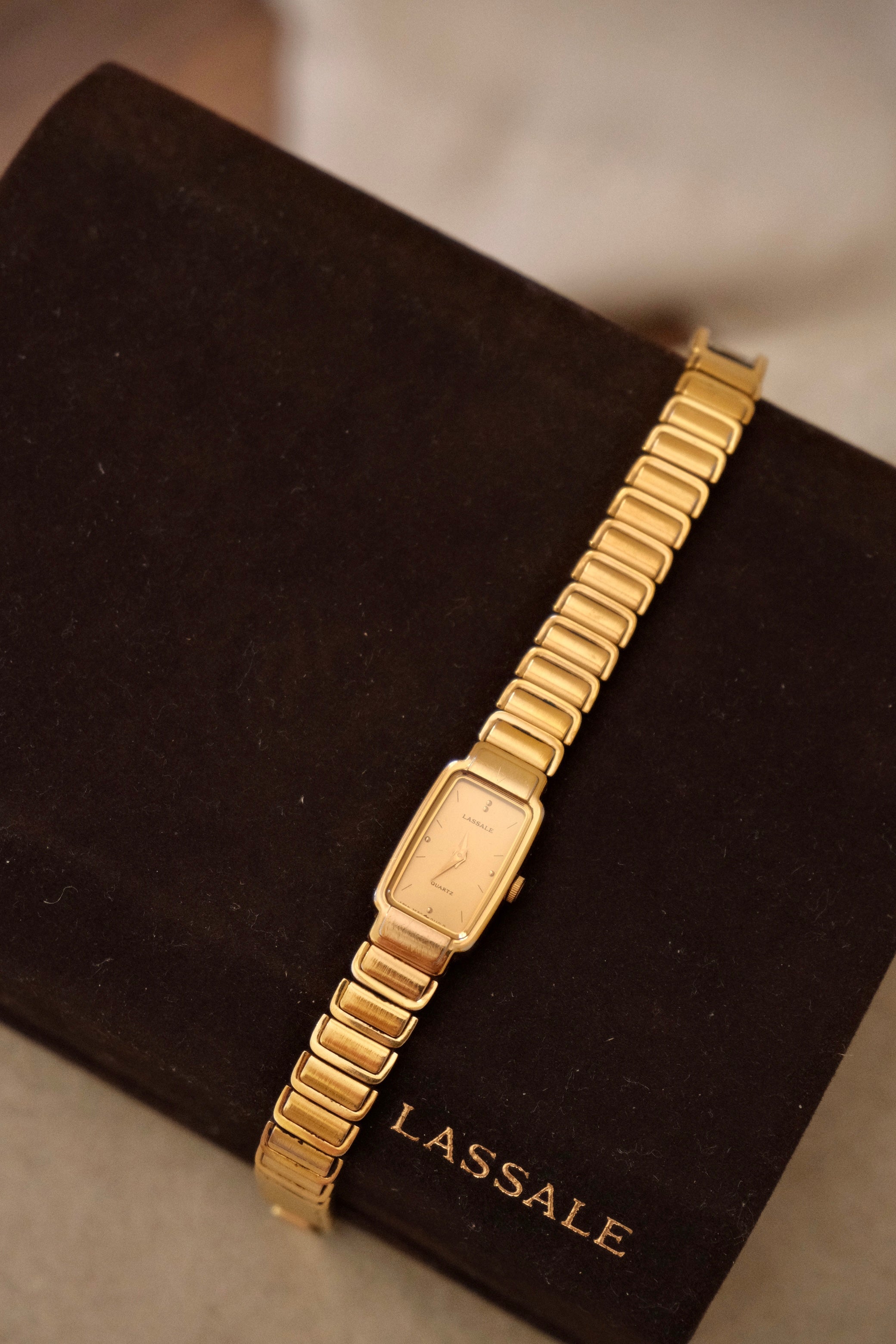 1990 Vintage Ladies Seiko Lassale Gold Tank Watch Box & Papers