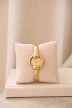 90s Gold-Plated Vintage Gucci 1400L Ladies Bangle Quartz Watch Working with Horsebit Design