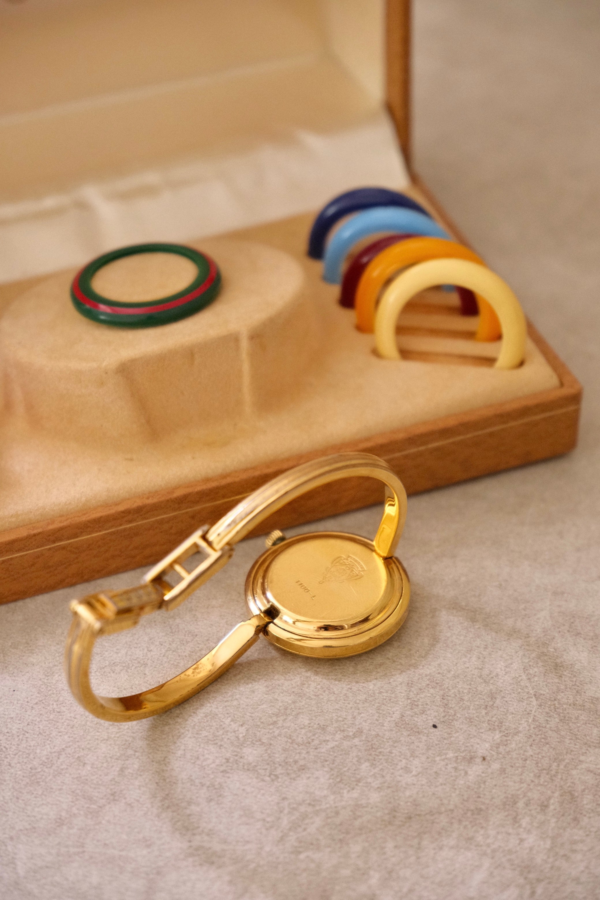 RARE Vintage Gucci Interchangeable Bezel Watch FULL SET with Box