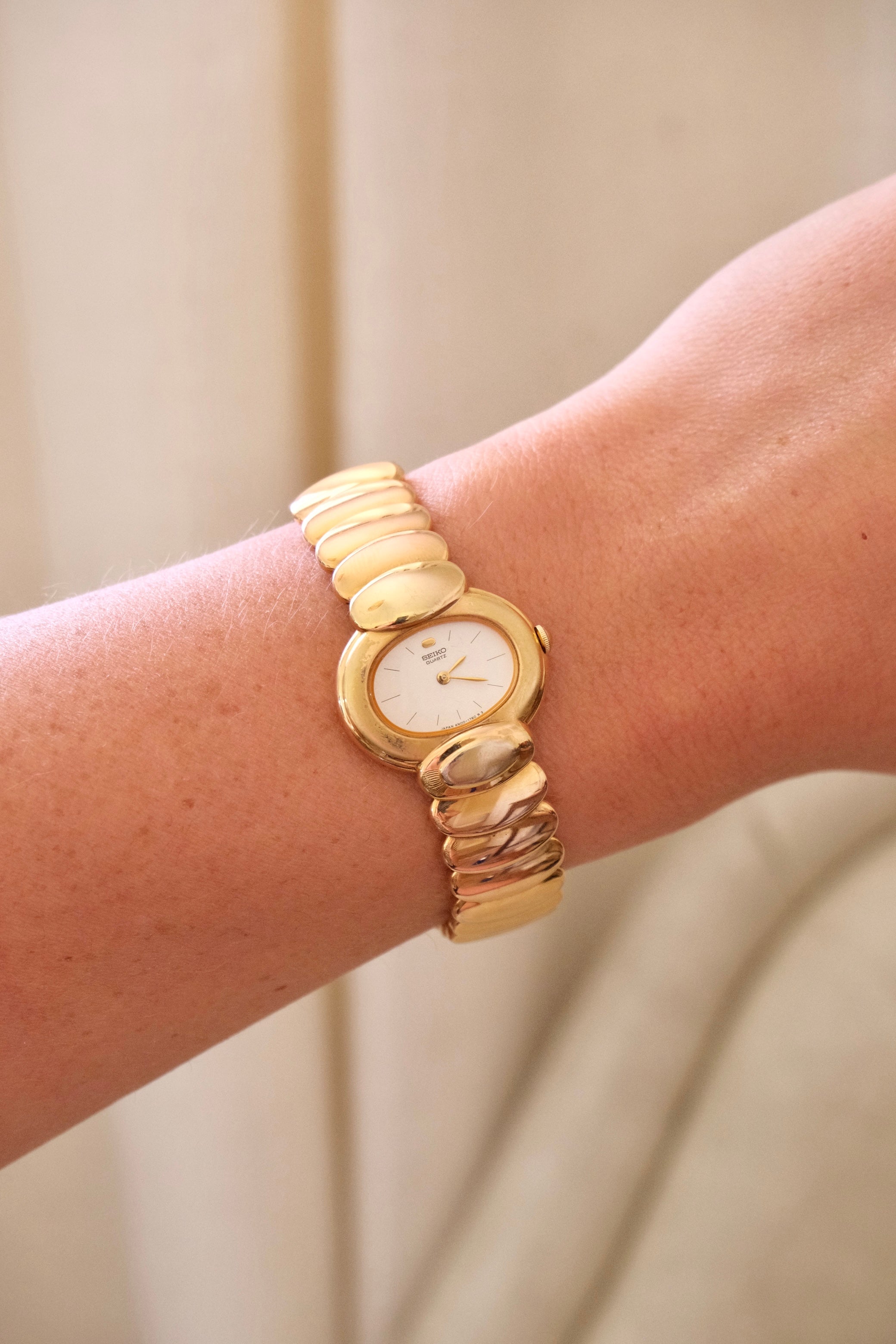 1981 Rare Vintage Oval Gold Seiko Women’s Watch Working