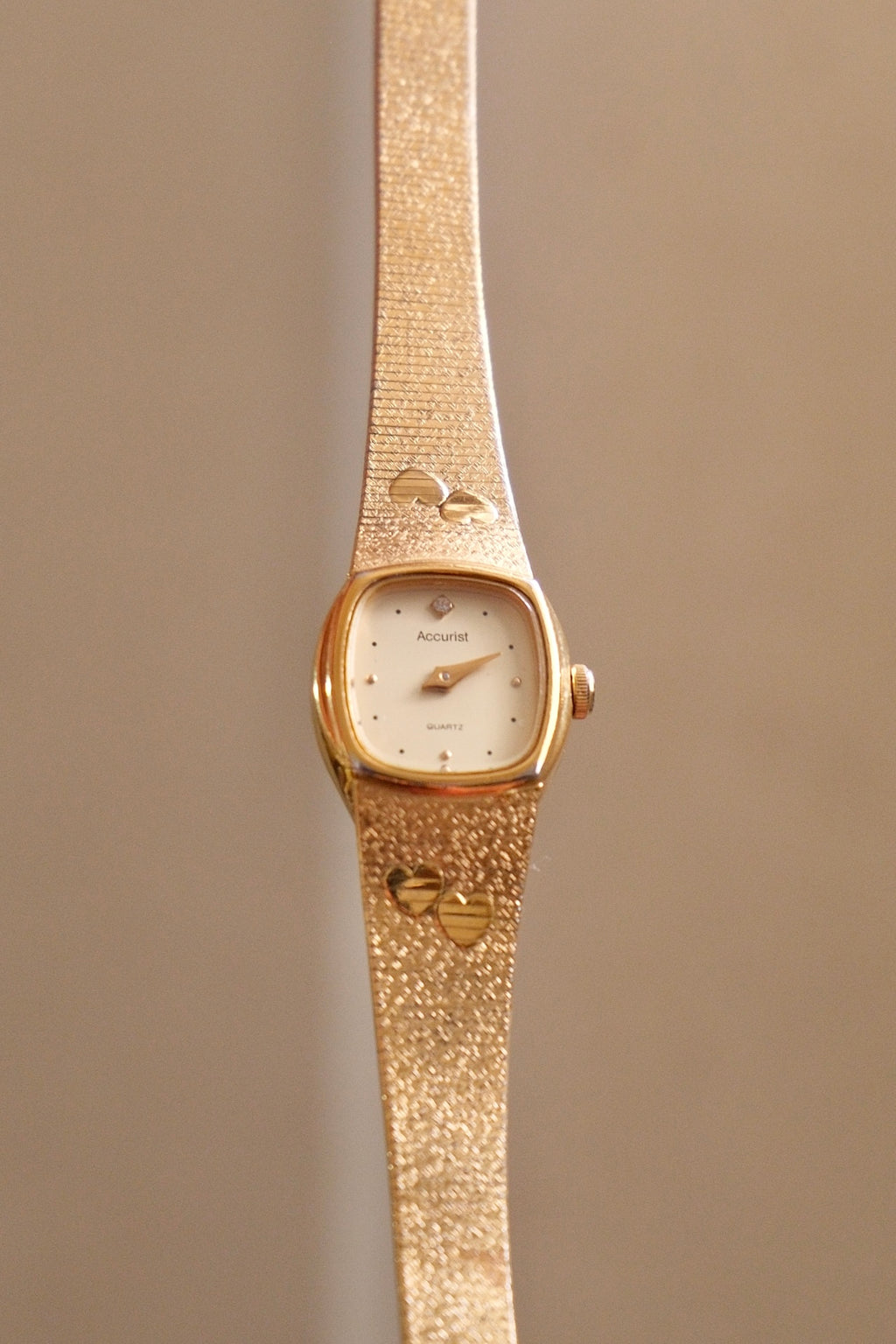 Sweet Ladies Vintage Gold Accursit Heart Watch Quartz Working
