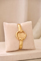 90s Gold-Plated Vintage Gucci 1400L Ladies Bangle Quartz Watch Working with Horsebit Design