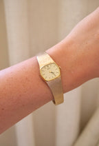 Vintage 90s Gold Ladies Seiko Watch with Textured Bracelet Strap Working