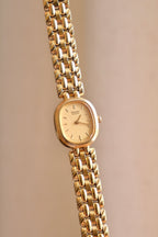 Vintage 1988 Seiko Quartz 2Y00 5D50 Gold Ladies Watch Japan Dress Watch Working