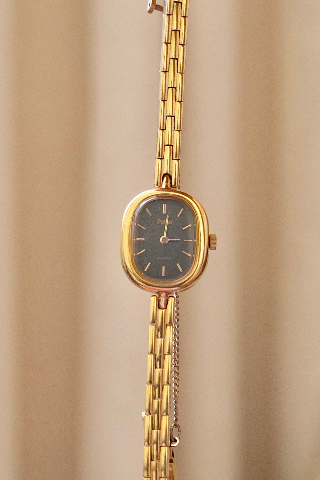 Vintage Ladies Gold Pulsar Watch Black Dial Working
