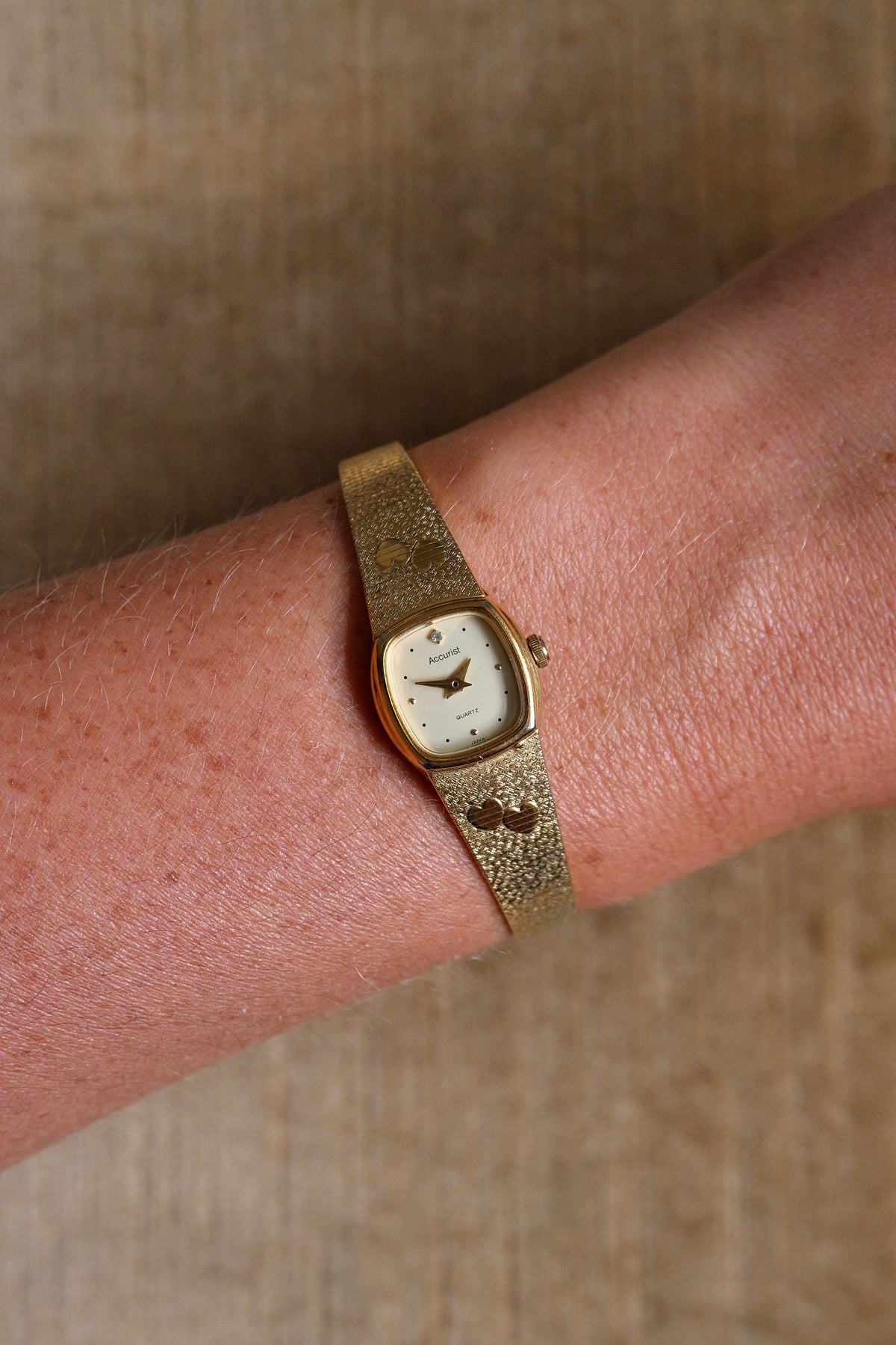 Sweet Ladies Vintage Gold Accursit Heart Watch Quartz Working