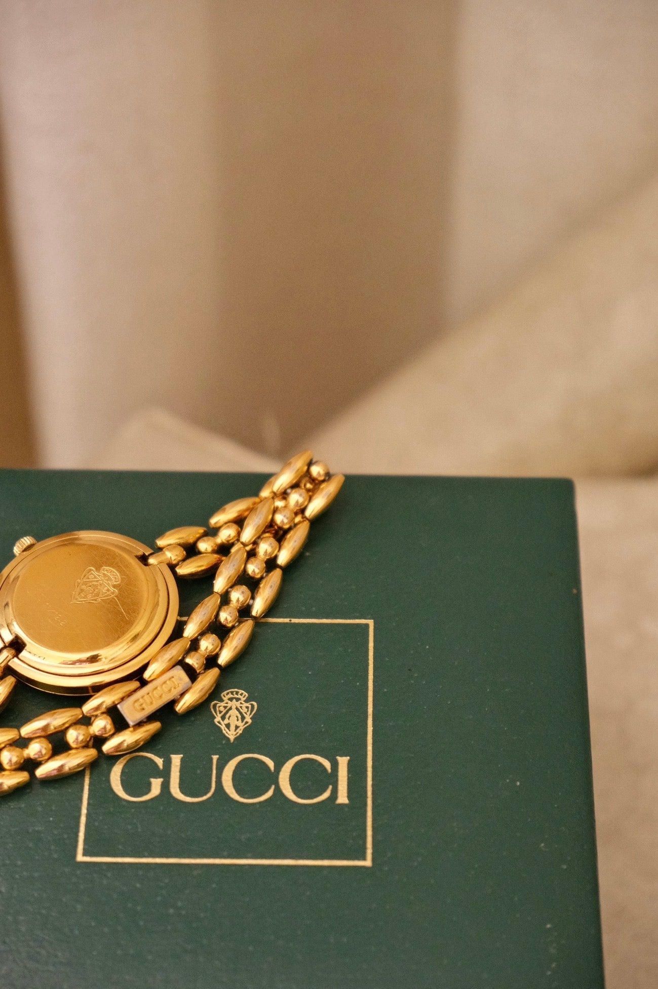 Vintage 1990 Gucci 11/12.2 Interchangeable Bezel Watch Gold Plated Swiss Ladies Watch Original Box
