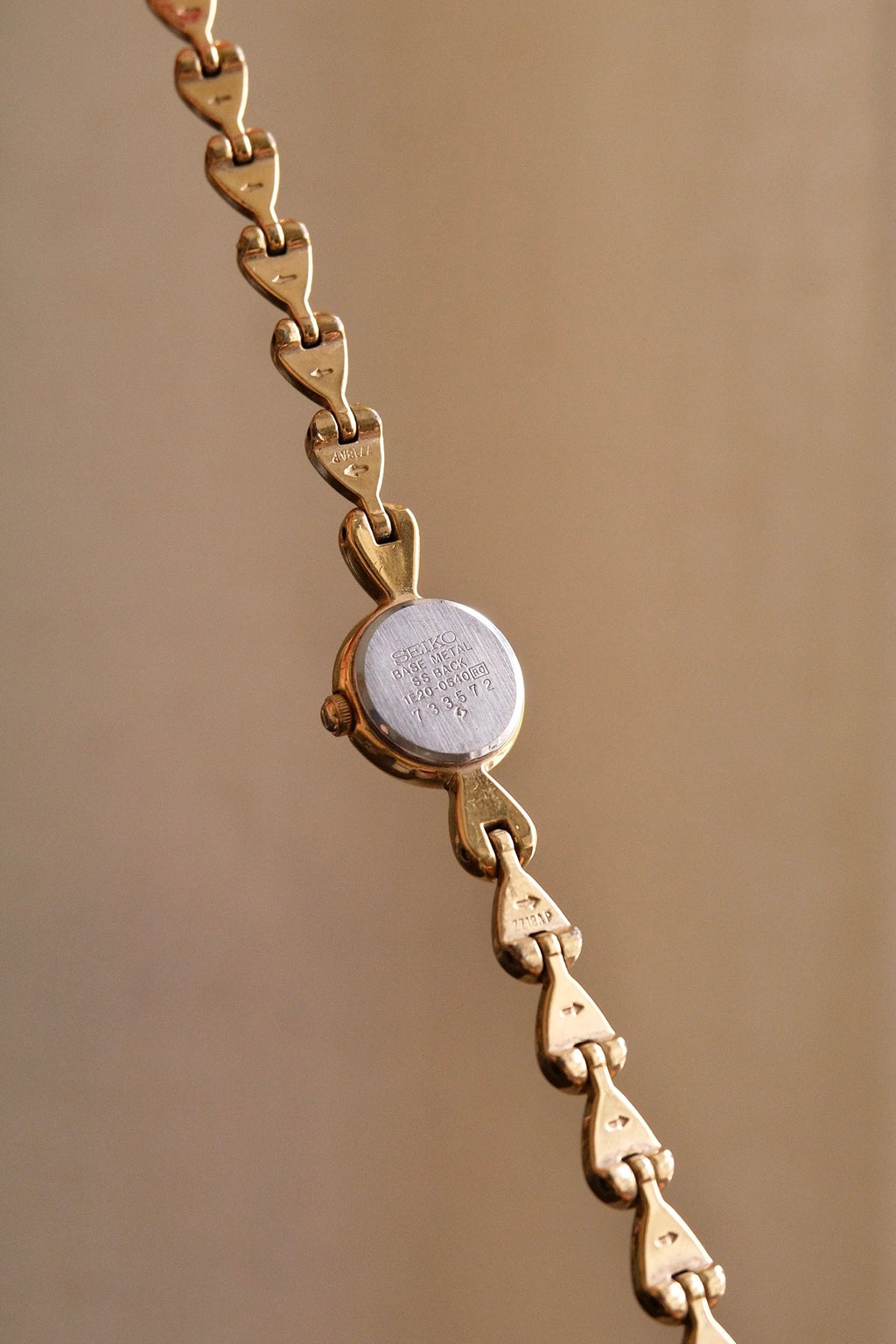 Rare Vintage Petite Tiny Gold Tear Drop Bracelet Seiko Watch