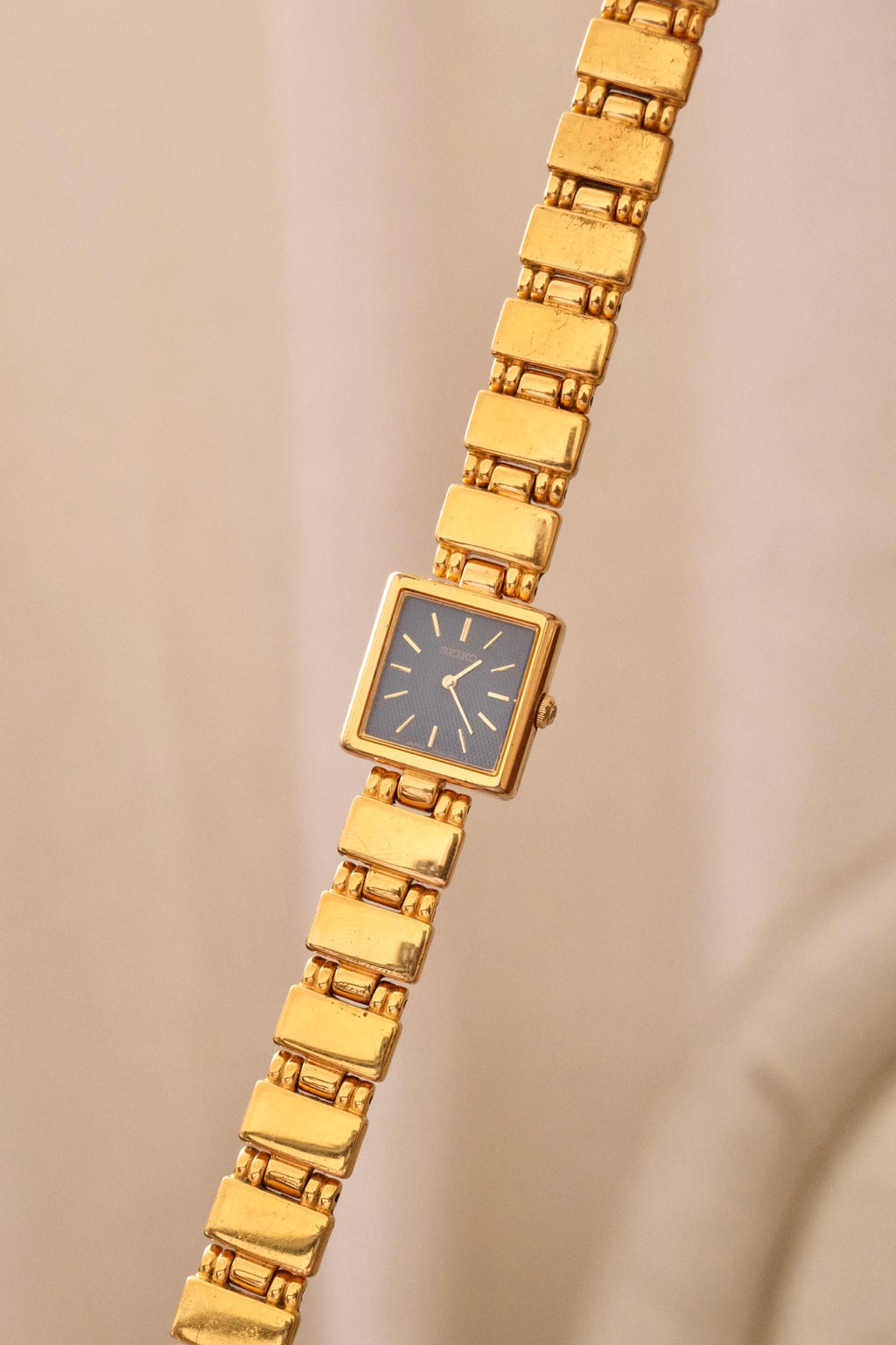 Vintage Women’s Blue Dial Sqaure Face Gold Seiko Watch Working