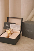 Rare Vintage Ladies 1900L Gold Bangle Gucci Watch In Box