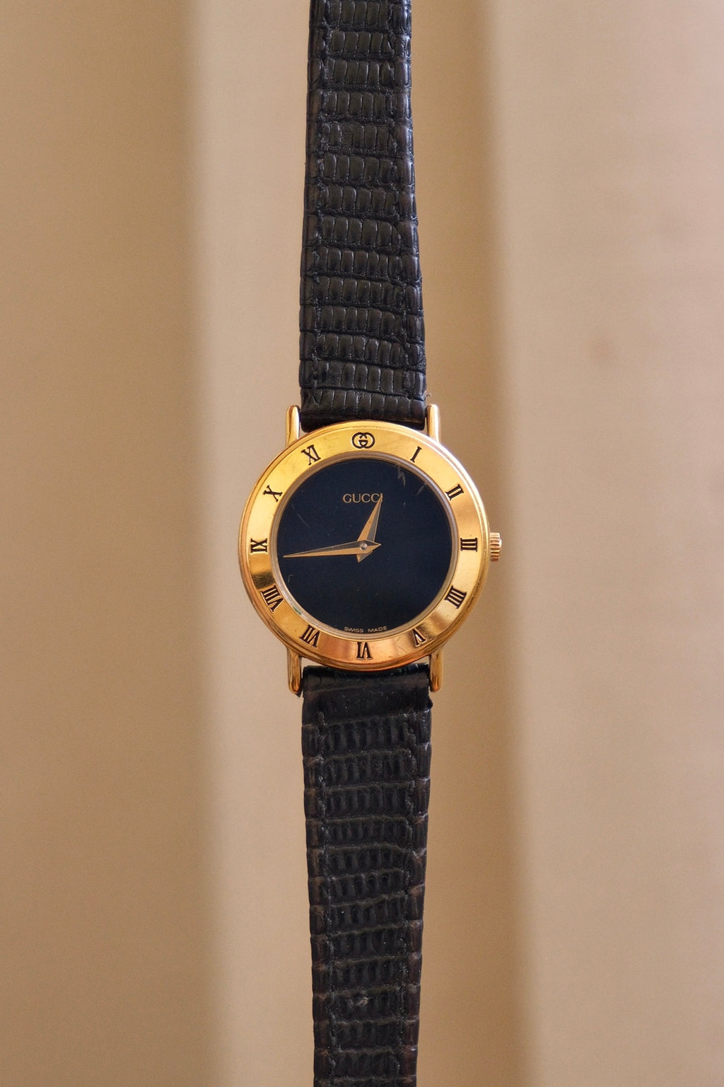 90s Ladies Gold-Plated Gucci 3000L Quartz Watch with Black Leather Strap in Box