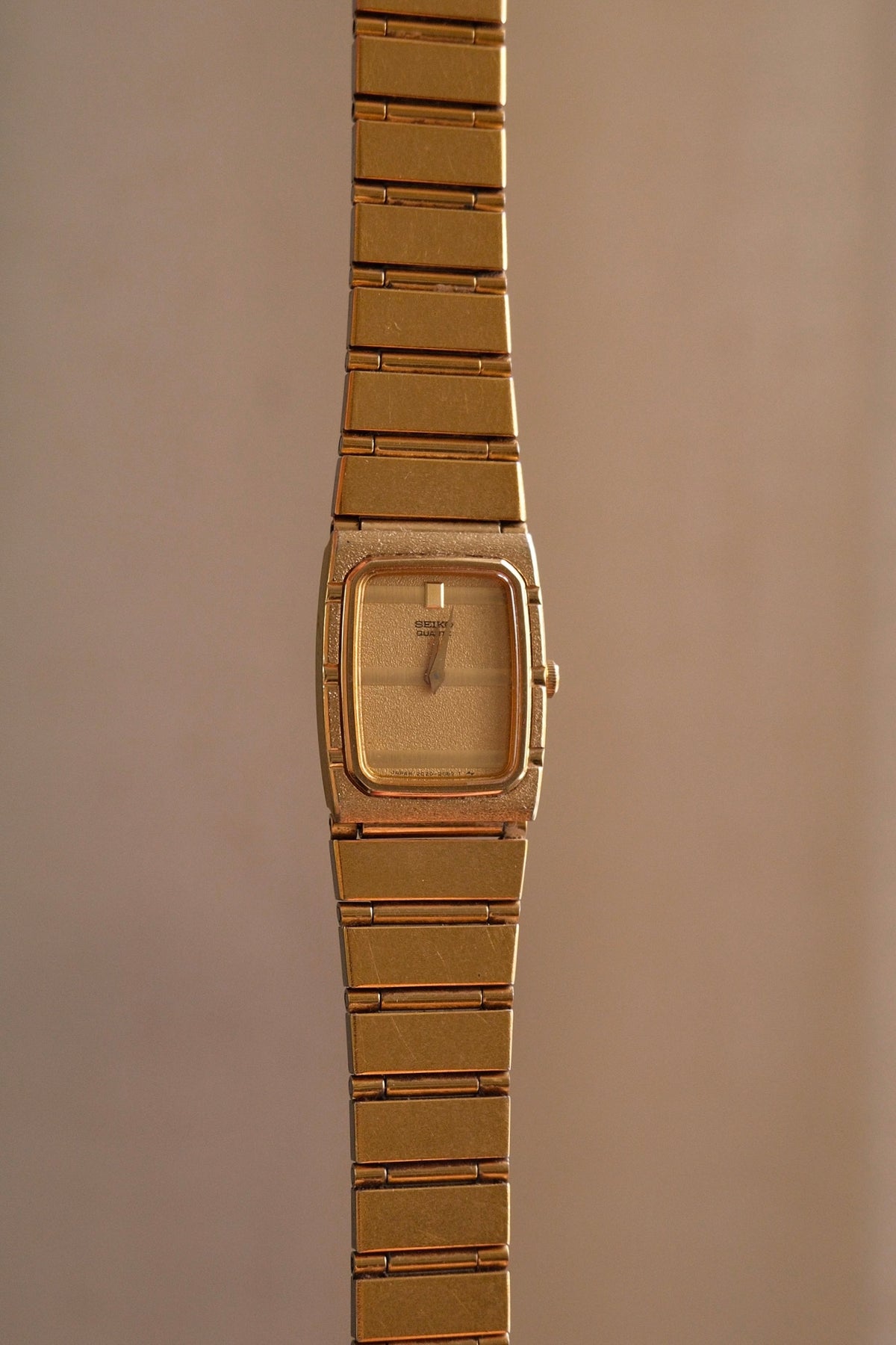 Rare Vintage 80s Gold Tank Seiko Ladies Quartz Watch