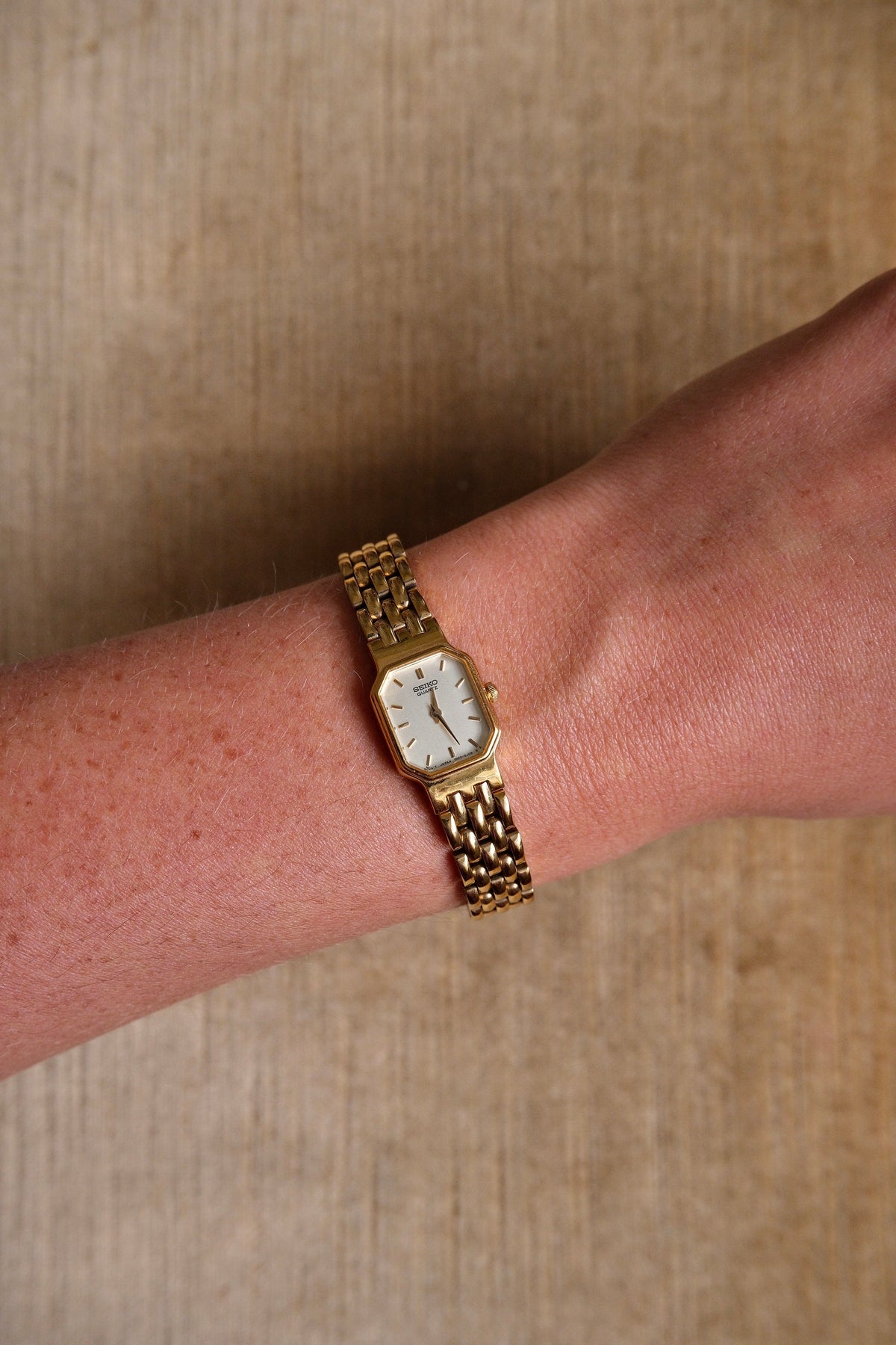90s Ladies Petite Gold Seiko Quartz Watch