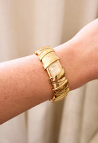 Vintage 90s ladies gold chunky seiko bangle watch working in box