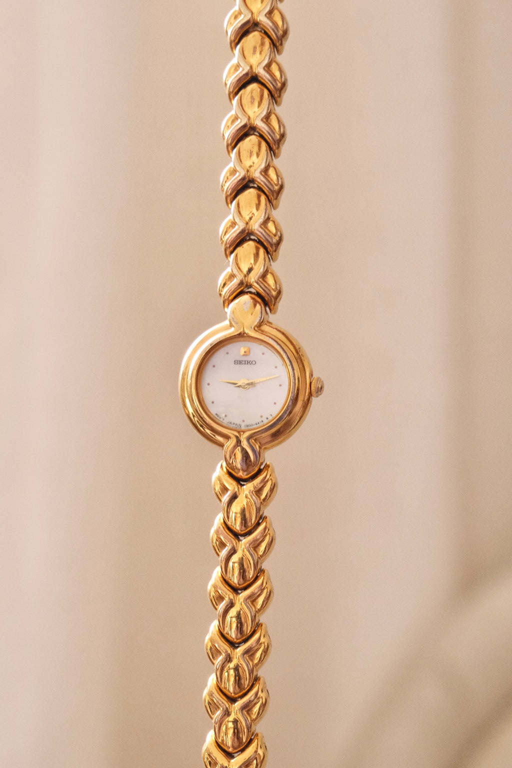Vintage Seiko Ladies Gold Mother of Pearl Watch Working