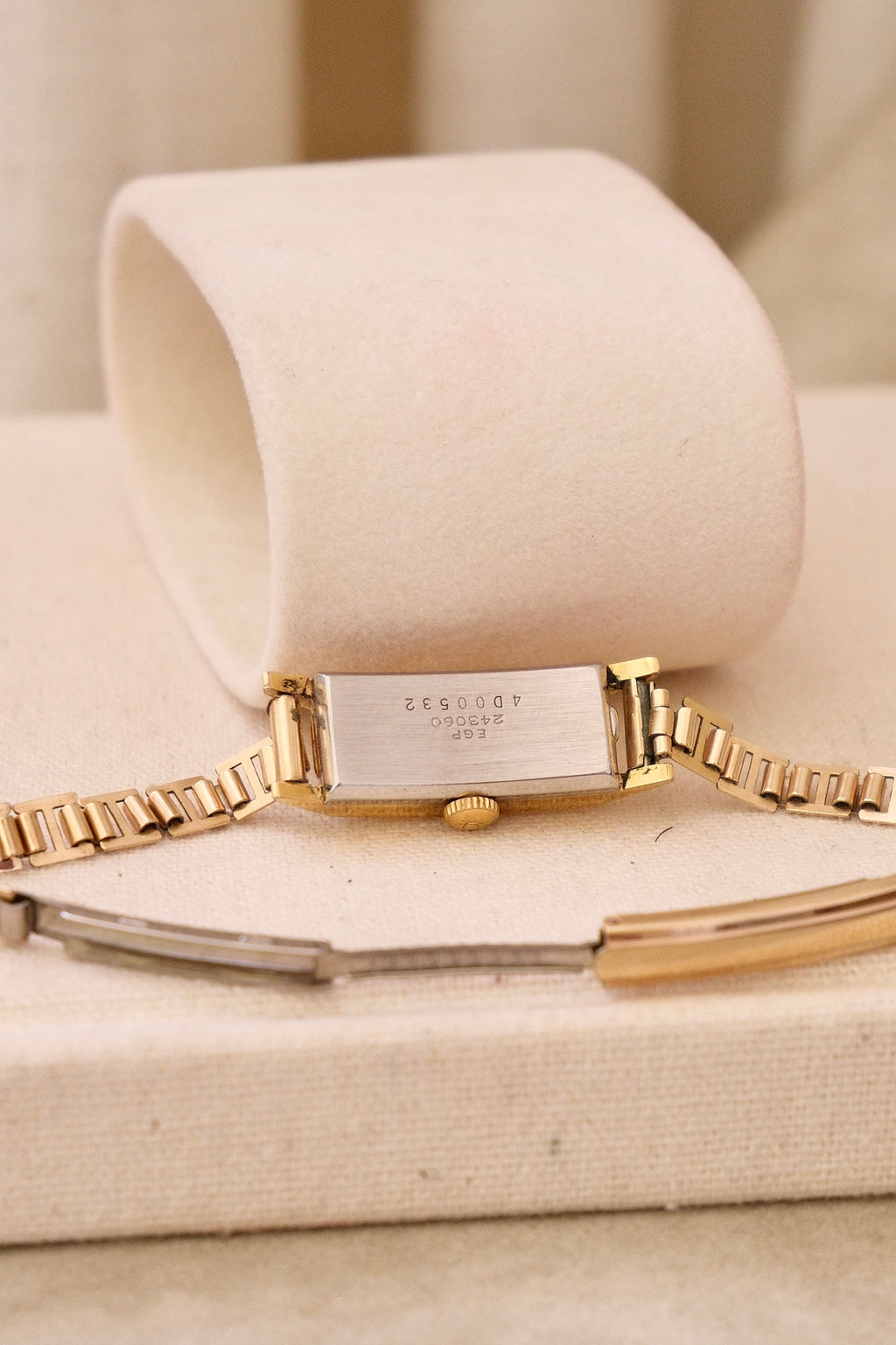 Vintage Fine Seiko Ladies Dress Watch 17 Jewels Diashock Hand Wound Gold Plated Rolled Gold Bracelet Rectangular 1950s 1960s Working