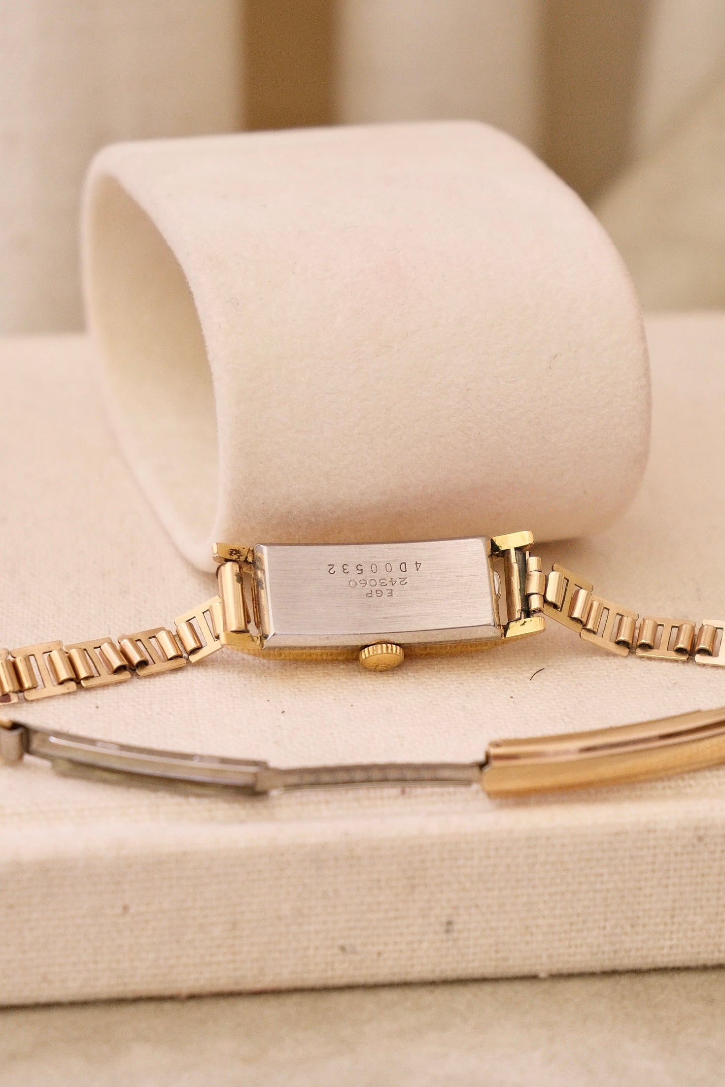 Vintage Fine Seiko Ladies Dress Watch 17 Jewels Diashock Hand Wound Gold Plated Rolled Gold Bracelet Rectangular 1950s 1960s Working