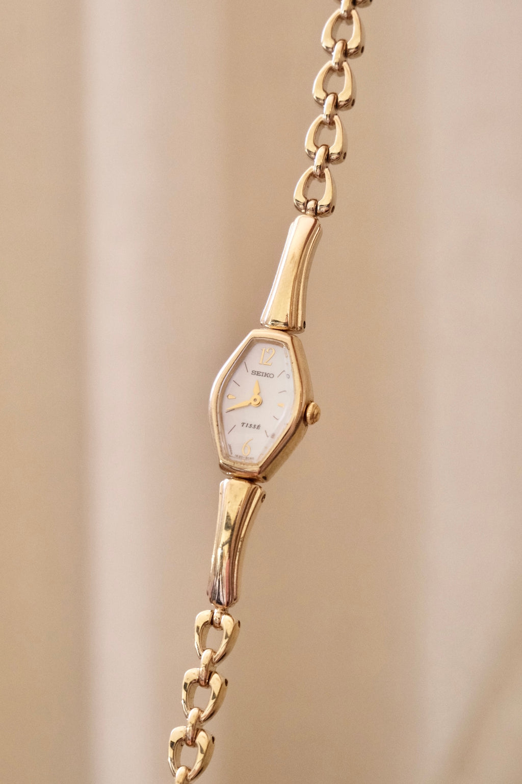 Rare Vintage 1990s Seiko Tisse Petite Gold Ladies Watch Working