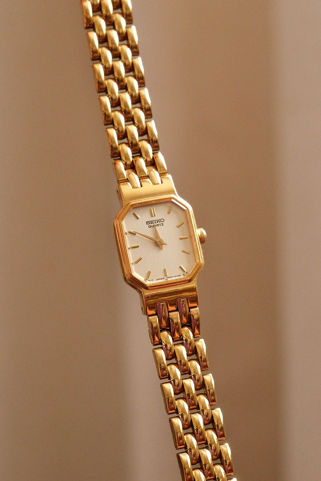 90s Ladies Petite Gold Seiko Quartz Watch
