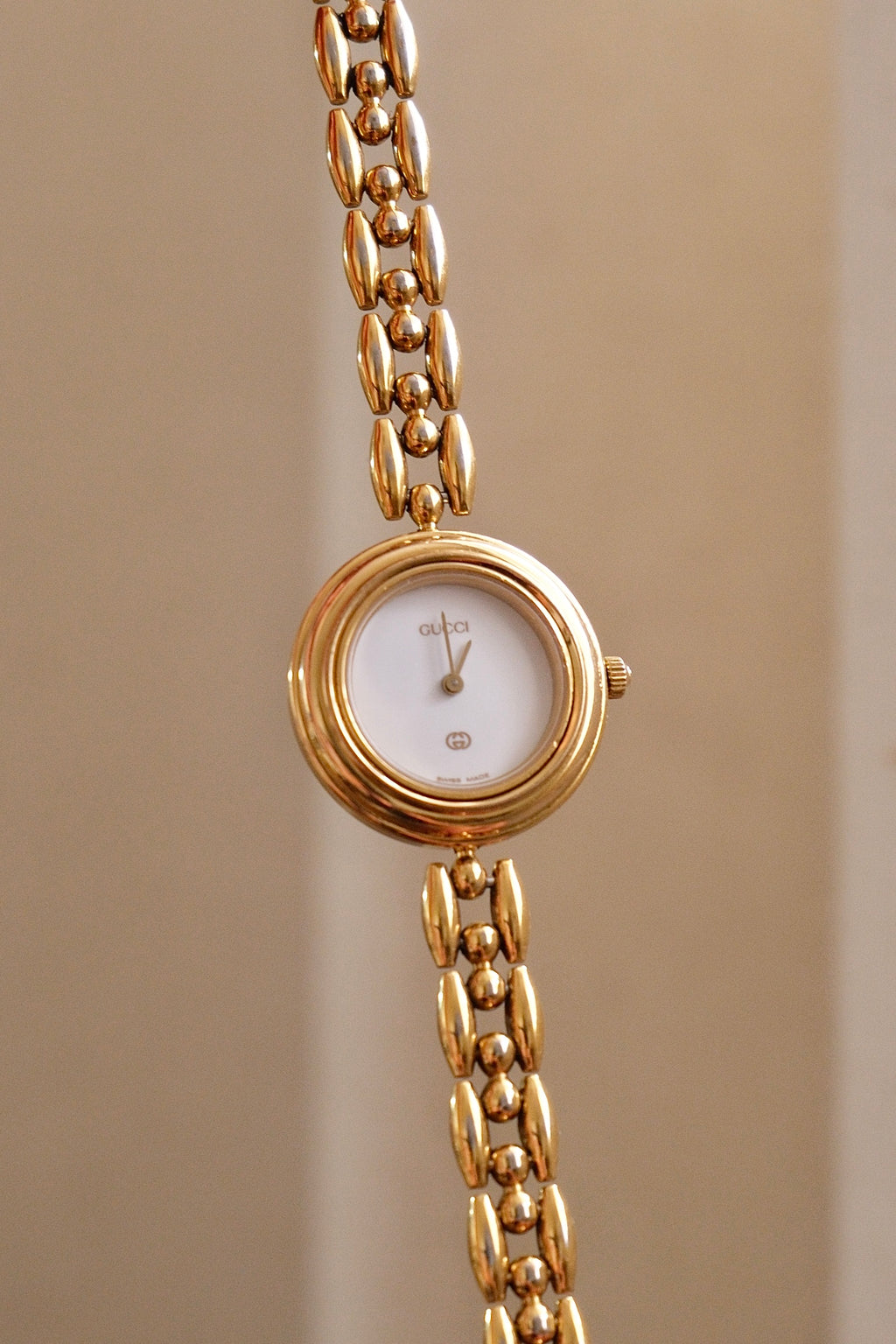 Rare Vintage Ladies Gold Plated 11/12 Gucci Watch 6 Bezels in Box