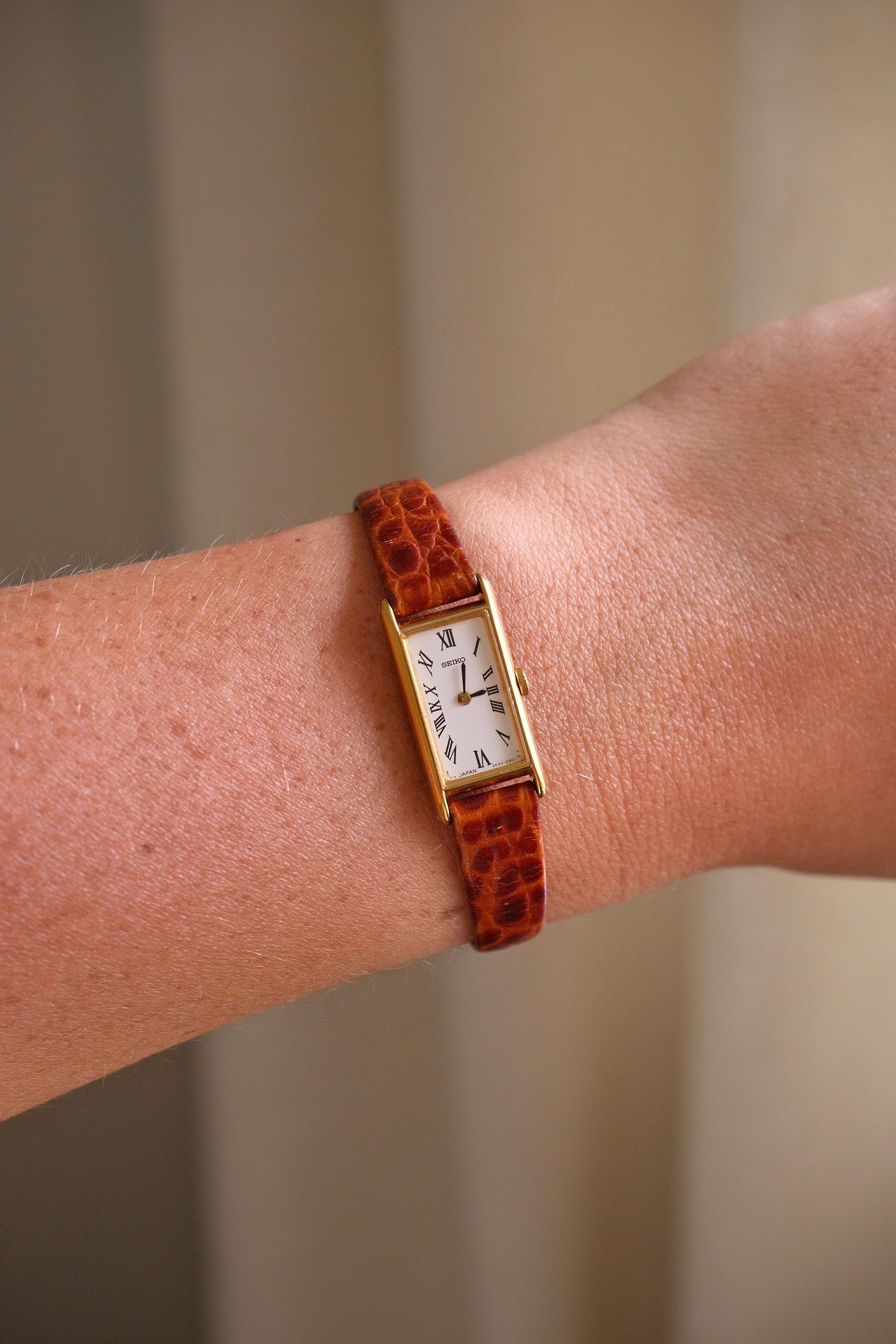Rare 90s Slim & Petite Gold Tank Style Seiko Watch Roman Numerals on Leather Strap Working