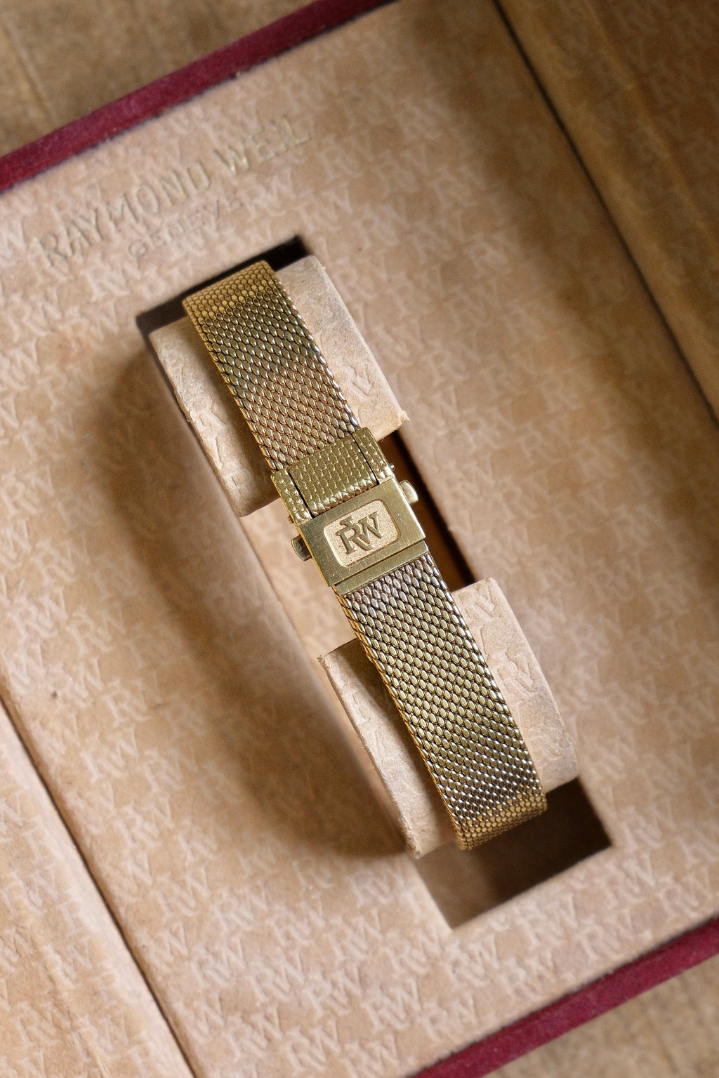 Vintage Raymond Weil Genève 5702 Ladies Watch 18K Gold Plated Quartz 1980s Swiss