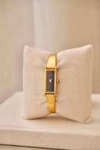 Vintage Ladies 1500L Gold Horsebit Gucci Watch