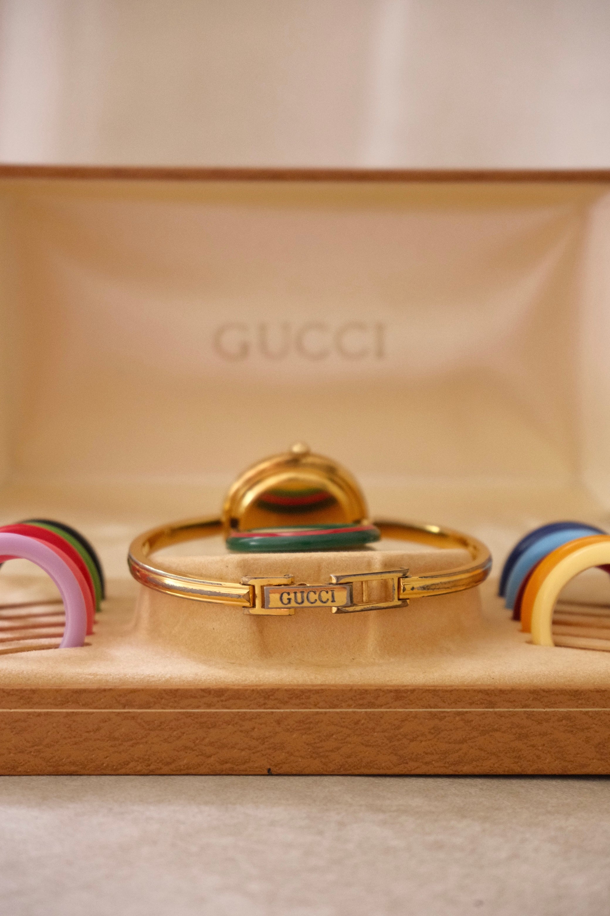 RARE Vintage Gucci Interchangeable Bezel Watch FULL SET with Box