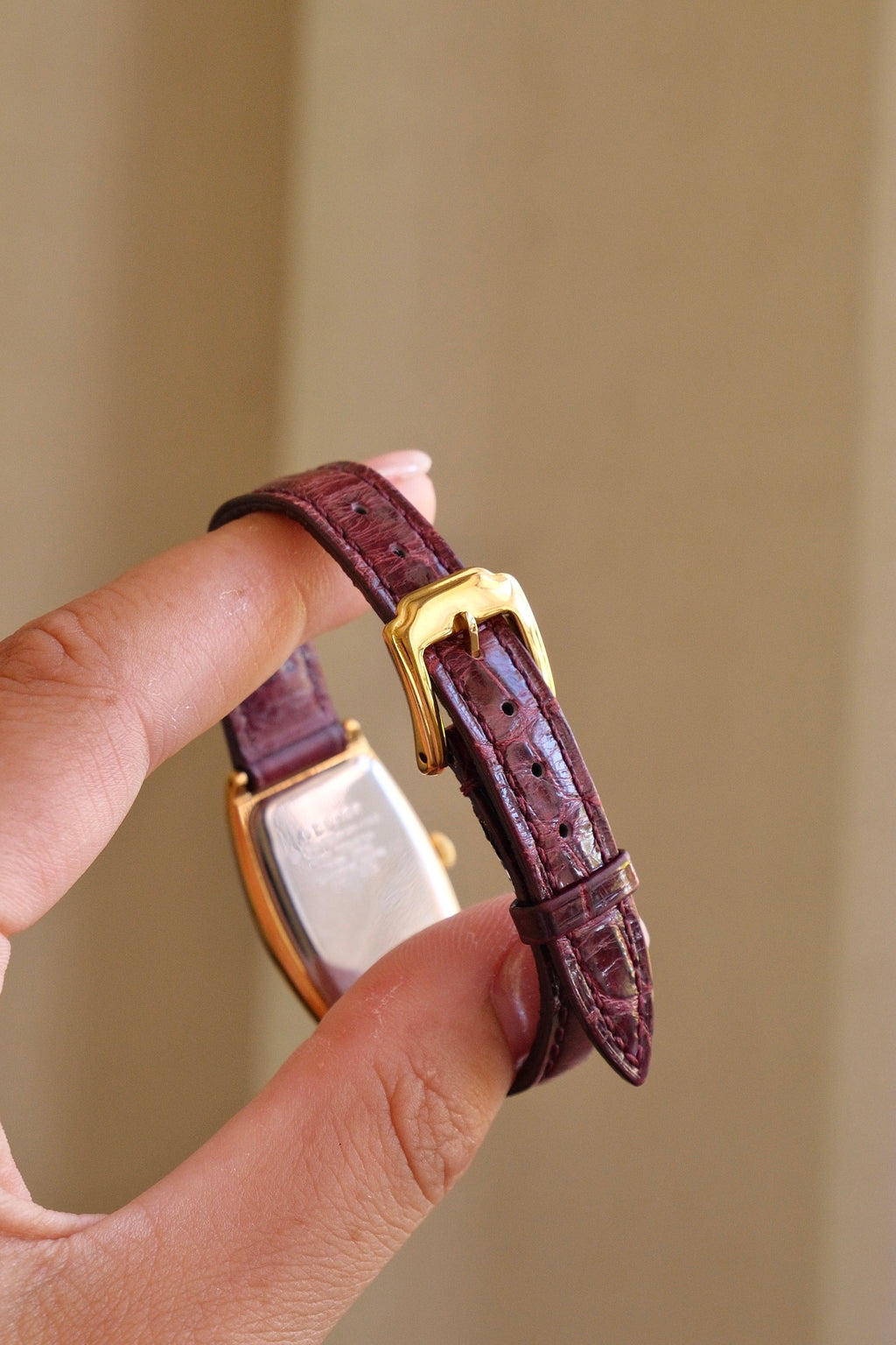 Near Mint Vintage 90s Seiko Noie Baignoire Style Burgendy Leather Strap Watch Working