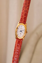 Vintage Ladies Seiko Oval ‘Baignoire’ Style Leather Strap Gold Watch Working