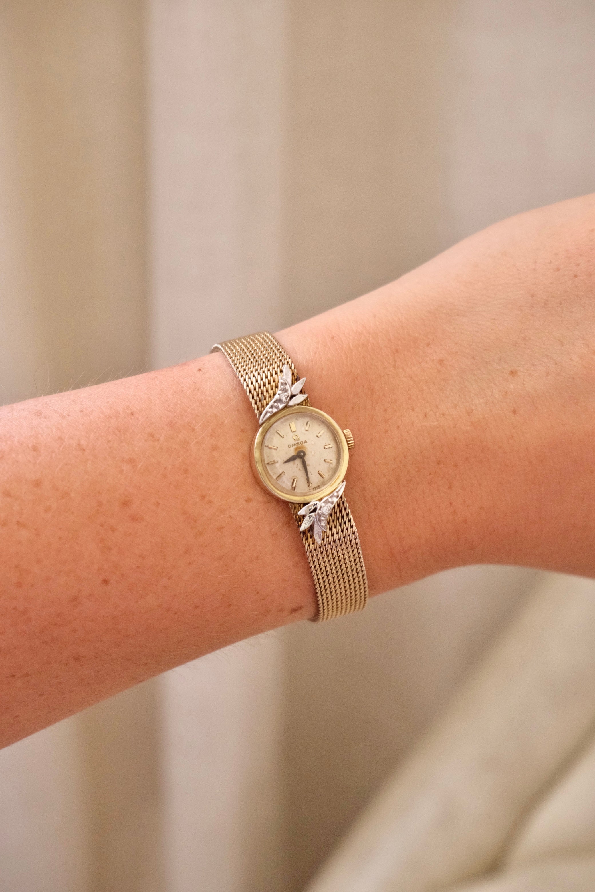 1950s Vintage Omega Ladies Cocktail Watch 10K Gold Filled Mesh Bracelet Diamond Leaf Lugs Champagne Dial Manual Wind Watch