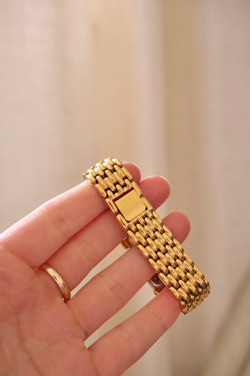 Rare Vintage Ladies Seiko Rivoli Asymmetrical Gold Plated Quartz Watch Working