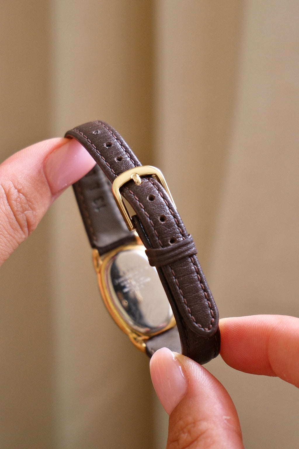 Vintage 90s Ladies Seiko 1F21 6B10 Tank Baignoire Style Watch Brown Leather Strap Gold Tone Quartz Japan