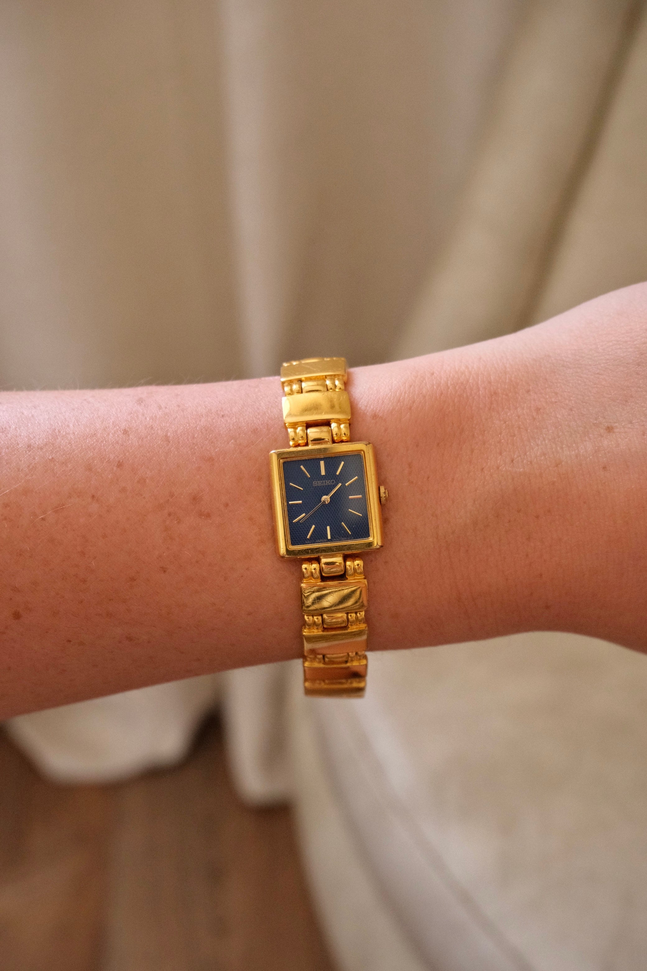 Vintage Women’s Blue Dial Sqaure Face Gold Seiko Watch Working