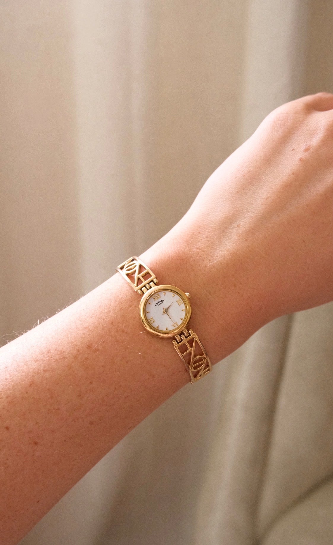 90s Rotary Vintage Ladies Gold Watch Fancy Links Working