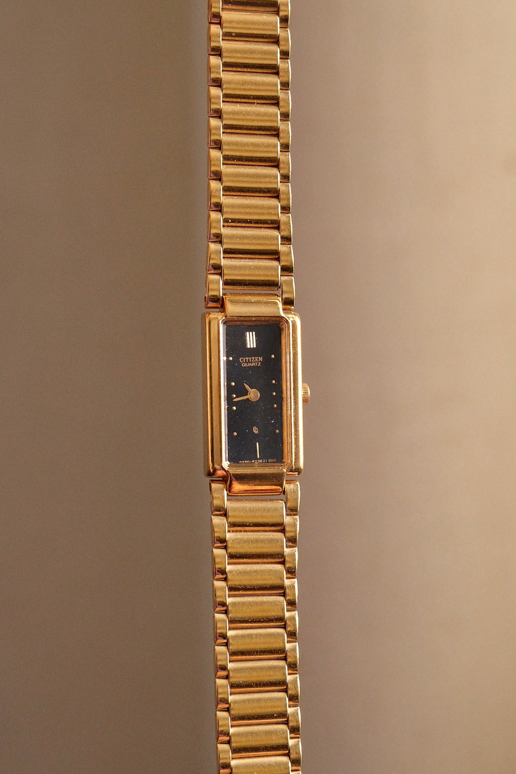 90s Citizen Ladies Slim Tank Black Dial Watch Working